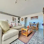 Casa Hibiscus Apartment *